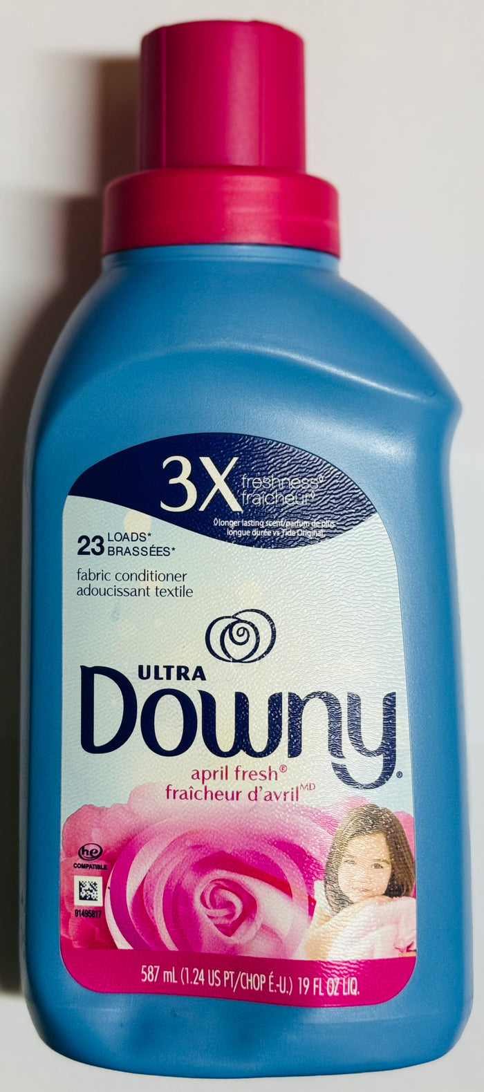 DOWNY ULTRA FABRIC SOFTENER (APRIL FRESH, 587 ML)