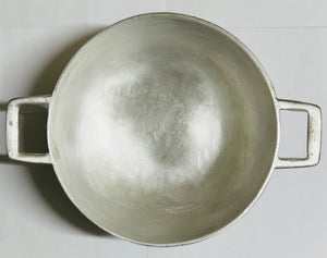 COOKING CAST IRON POT WITH COVER